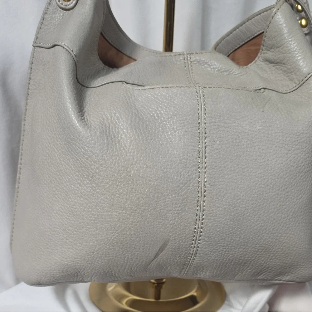 HOBO Pier Convertible Leather Shoulder Bag Crossbody – Birch Gray